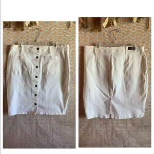 Kenneth Cole Reaction Pencil Skirt